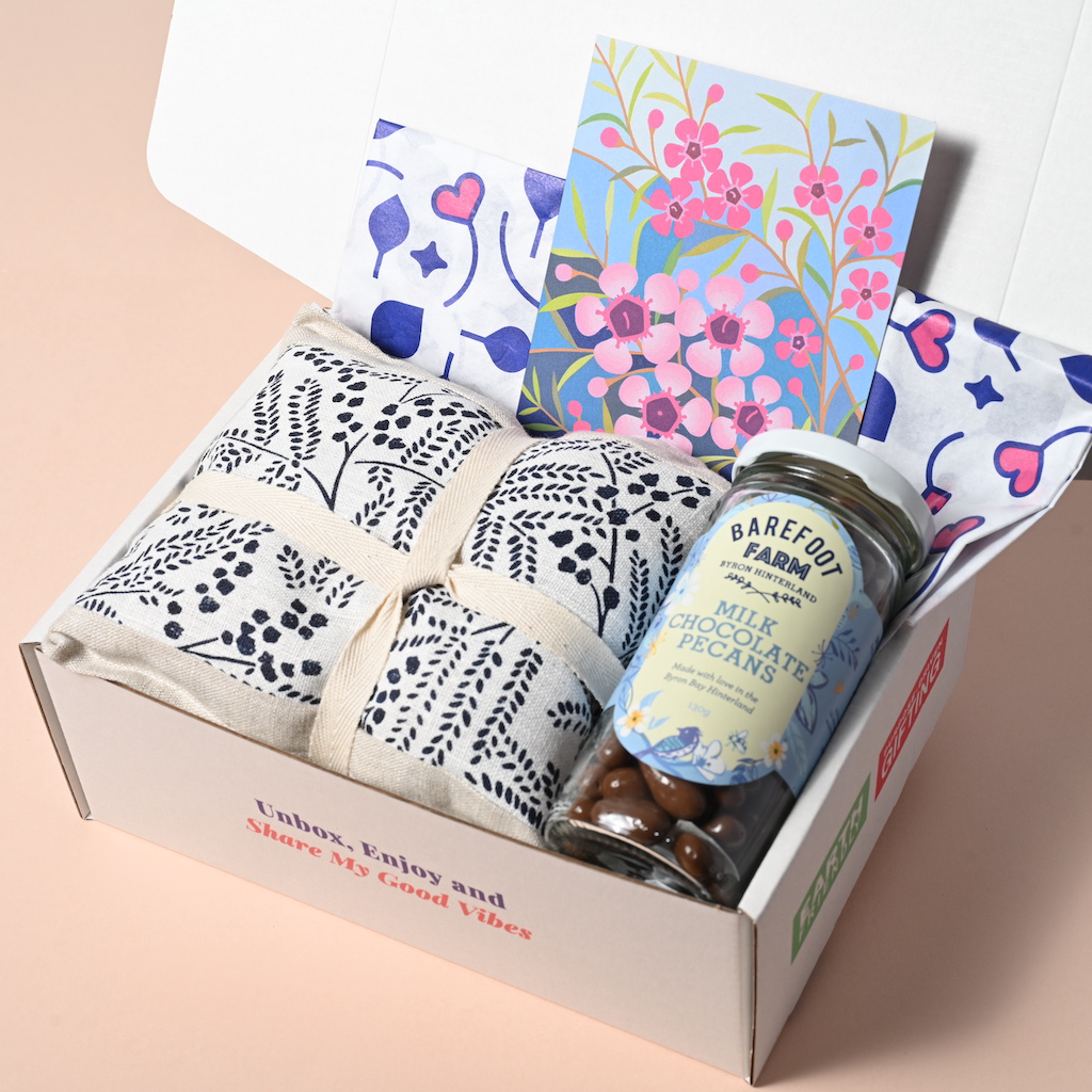 Send someone special our popular warm hugs gift box. Beautifully gift wrapped and boxed. Complete with a large pure linen soothing wheat bag and a jar of milk chocolate coated pecans from Byron Bay. The box also includes an Earth Greetings botanical themed gift card for your personalised message.